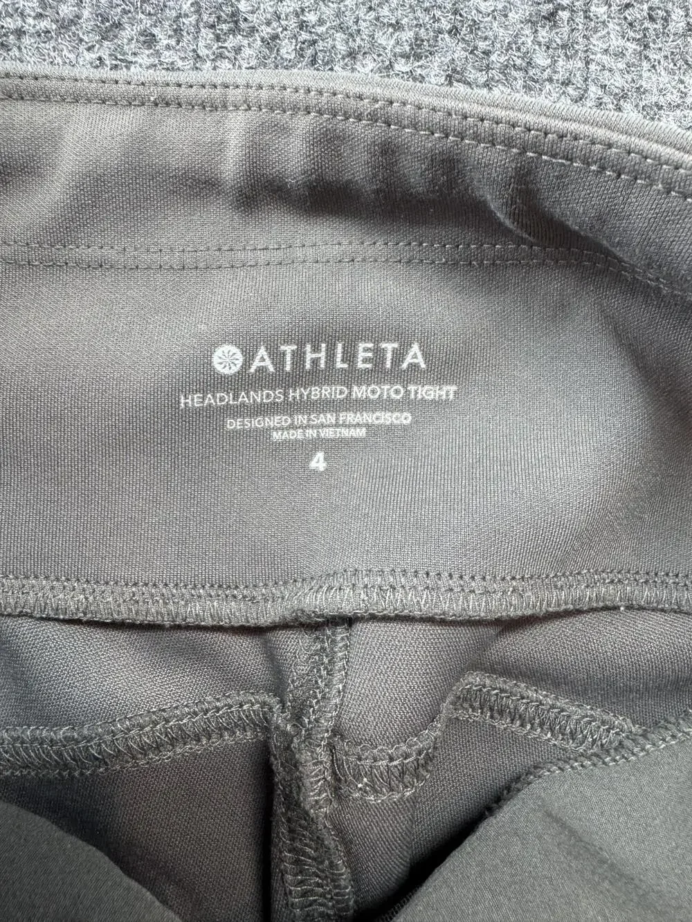 Athleta Headlands Hybrid Moto Tight Leggings Womens 4 Green Ankle Zip Pockets